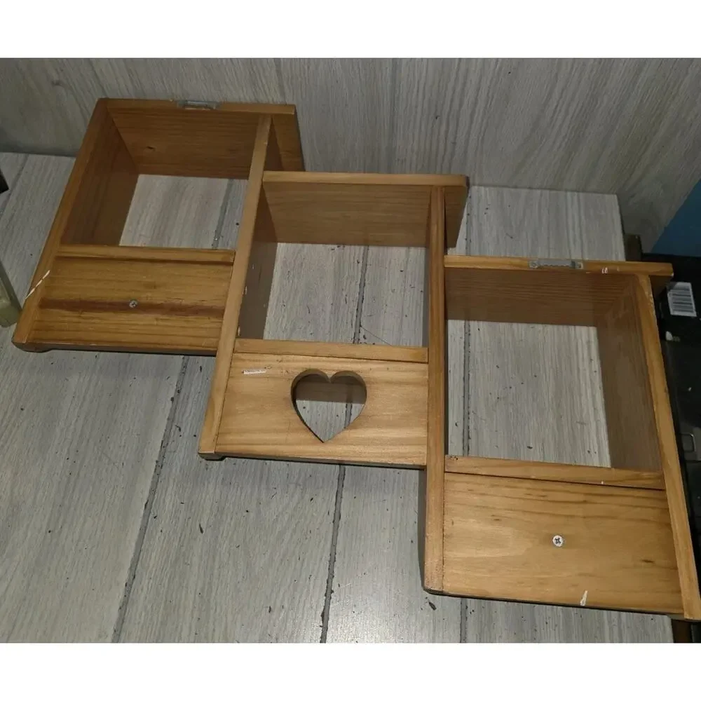 Vintage Heart Cutout 3 Tier Display Shelf Wood W/Pegs Rustic Country Farmhouse